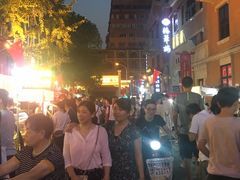 -吉庆街美食广场