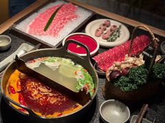 -三出山火锅(南京万象天地店)