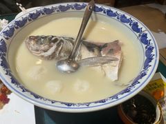 -南京金牛湖巨碗鱼头