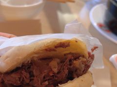 -闫家驴肉老店(华电一校店)
