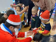 -抱抱熊托育中心(大悦城店)