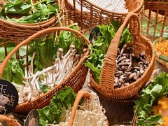 -一绪に寿喜烧(荟聚店)