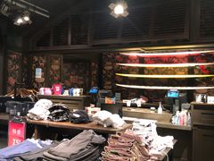 -Hollister Co(杭州万象城店)