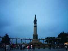 -人民防洪胜利纪念塔