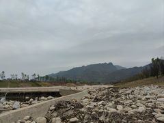 -沣峪鱼庄