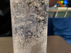 -物质生活书·酒吧