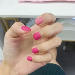 -伍小姐美甲美睫半永久