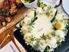 -小苍兰风铃草·礼物蛋糕(沈阳店)