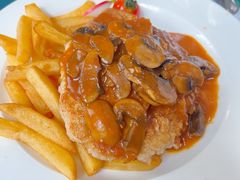 -起士林西餐厅(东经路店)