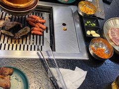 -臻牛烤肉