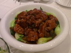 板栗烧猪手-大铁勺新津菜(东丽阳光新业广场店)