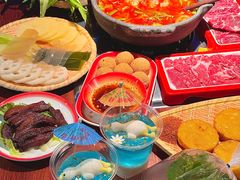 -夺欢喜贵州酸汤牛肉火锅(静安寺店)