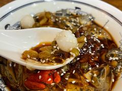 -黑白电视长沙小吃(悦汇城店)