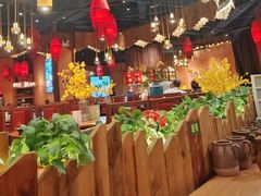 -老滇山寨•云南特色菜•地方菜•民族风情歌舞表演(金碧店)