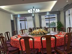 -泉龙渔村·粤式早茶·金牌烧鹅(中山三乡店)