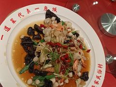 -鱼满舱·鲜活海鲜·正宗鲁菜