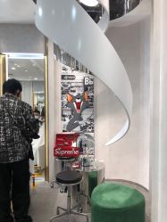 -Kraemer Paris  苏豪路易士·嘉玛发廊