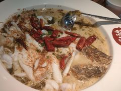 -鱼亨小鲜酸菜鱼(大信店)