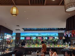-齐河孔雀王温泉酒店·金孔雀自助百汇