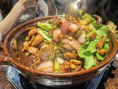 -胡须佬鸡煲四季火锅(海雅缤纷城店)