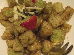 脆皮溏心茄子-皇朝海鲜酒店