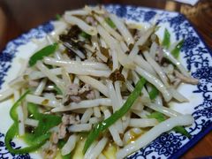 太湖芦苇根炒肉丝-呼吸森林·生态农庄农家乐私房菜