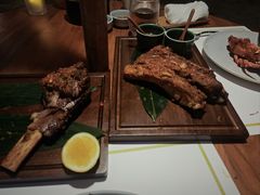 -三亚艾迪逊酒店·海滩烧烤 BARBACOA·现场乐队·浪漫晚餐·烧烤海鲜