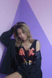 -变画·发型STUDIO