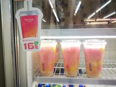 -全家便利店(东直门店)
