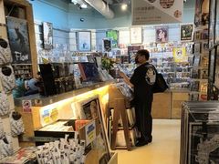 -百老汇电影中心(油麻地店)