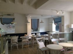 -明匠曲蛋糕西点屋(穗花新村店)