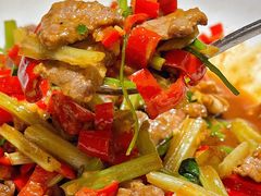 -江渔儿酸菜鱼·拔草餐厅(虎门君乐汇店)