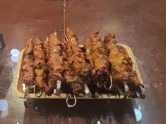 -乡村馕坑肉·烧烤·新疆菜·本地人更爱吃(阿勒泰首店)