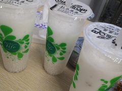 椰子西米露-碣石甜品(时代商业步行街店)