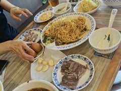 -夏雪花·手工拉面(南油店)