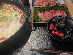 -鹿鸣山草本茶香火锅(园西路店)
