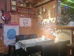 -丽纳尔斯酒吧咖啡LENORE’S BAR(三经街店)