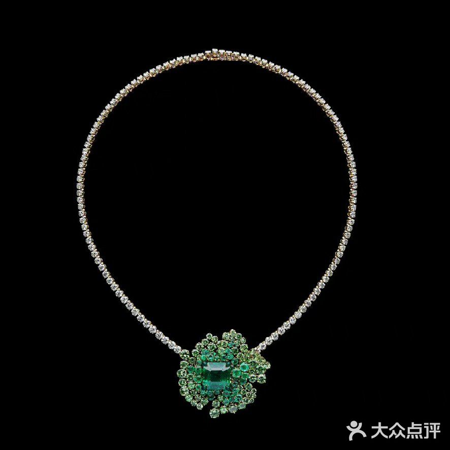 奢牌快讯 ► 迪奥DIOR ROSE高级珠宝系列又上新作