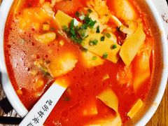 -渝是乎酸菜鱼(龙旗购物中心店)