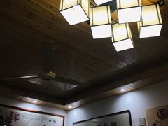-芦茨金富饭庄·25年老字号·专做稻草鸡