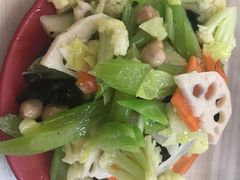 -鹍记特色牛杂面