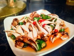 -臻鲜燕海鲜融合餐厅(金陵style店)