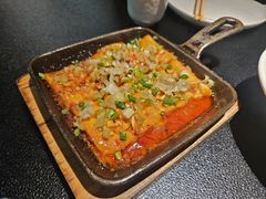 蒜香铁板包浆豆腐-辣尚瘾·烤鱼·新川菜(牡丹园直营店)
