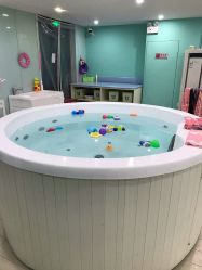 -鱼乐贝贝婴幼儿水育馆(星汇广场店)