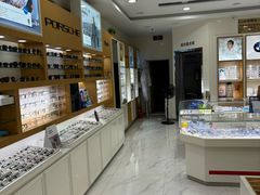 -光明眼镜·蔡司授权(九亭U天地店)