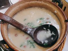 -云晓光头烧烤吧(德平路店)