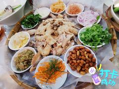 簸箕捞起鸡-顺德美食坊(南沙分店)