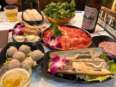 -鲜入围煮花胶鸡海鲜火锅
