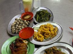 -黄亚华小食店(Jalan Alor)