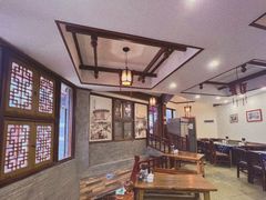 -桥香园过桥米线(国贸店)